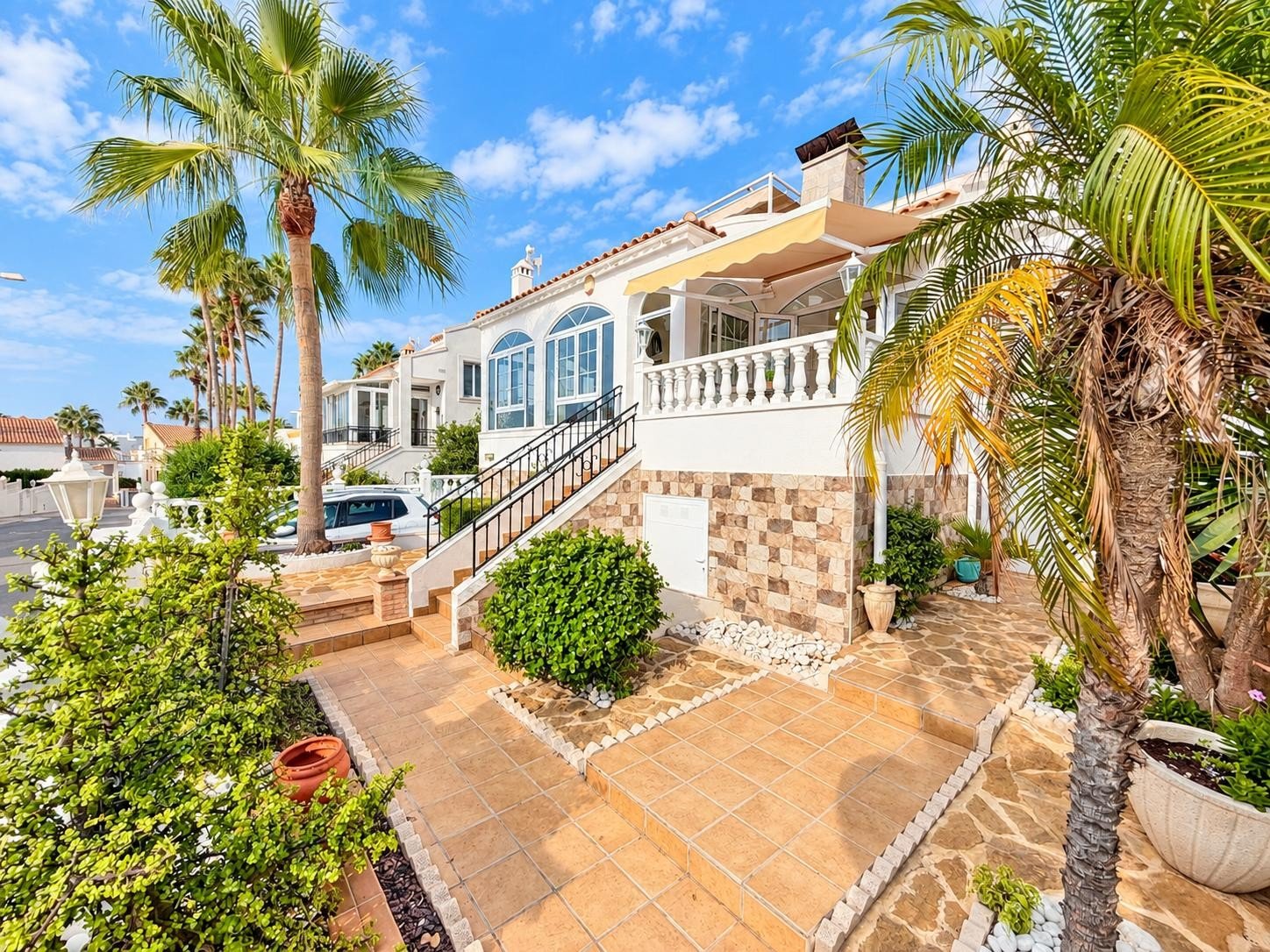 3 Bedroom 2 Bathroom Villa in Orihuela Costa - Caza De Casa