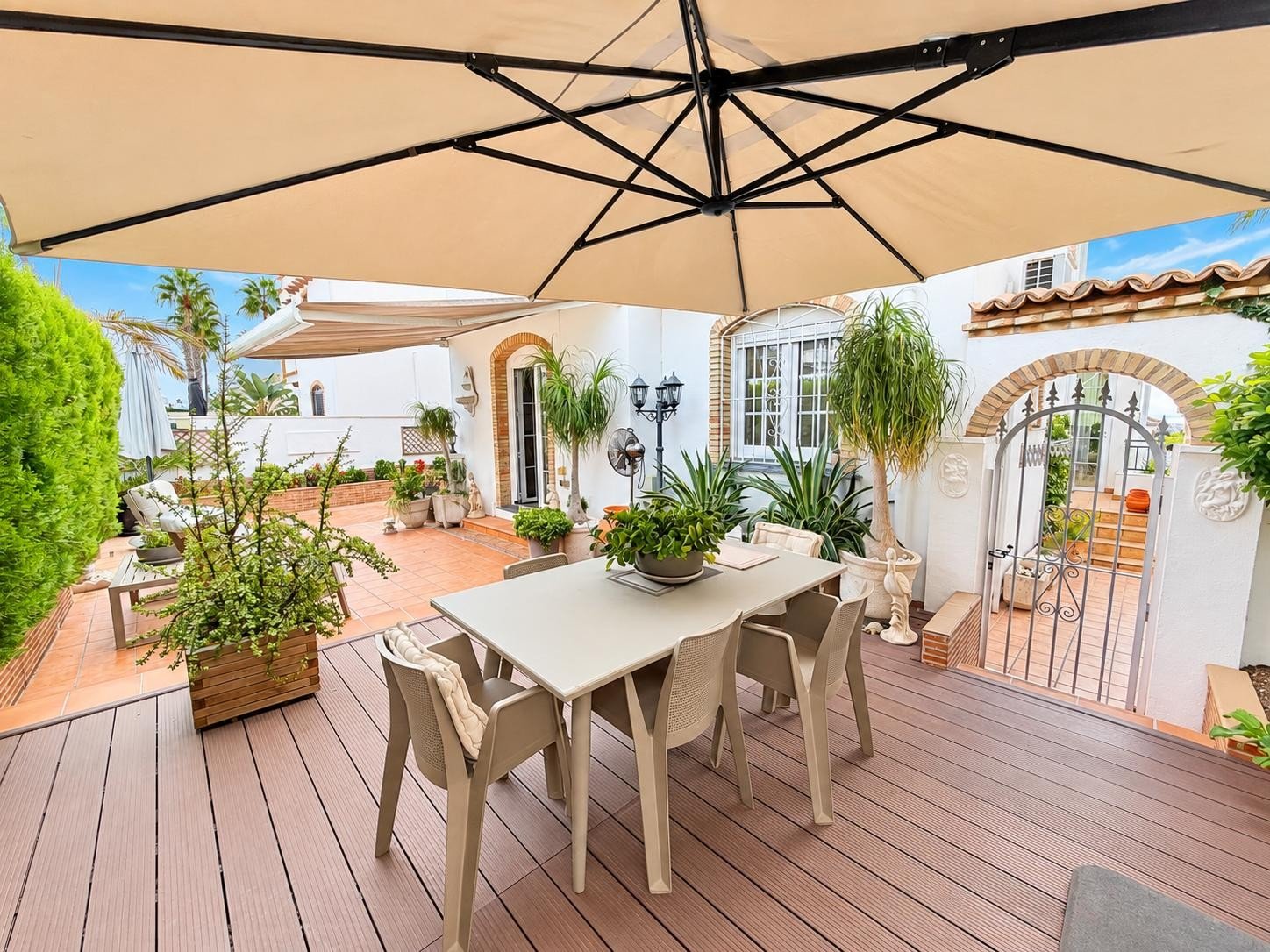 3 Bedroom 2 Bathroom Villa in Orihuela Costa - Caza De Casa