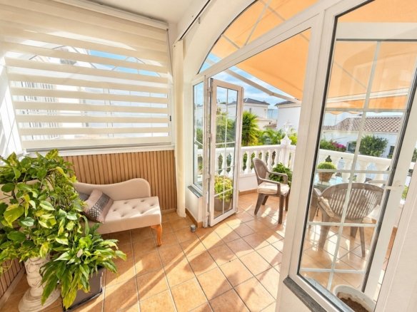3 Bedroom 2 Bathroom Villa in Orihuela Costa - Caza De Casa