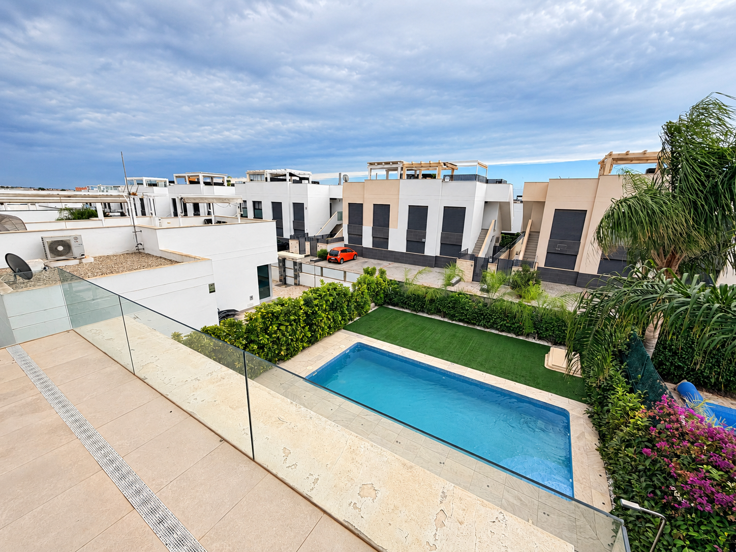 o_1k2qdgcjlqh16q4veht5c17oj2d 3 Bedroom 3 Bathroom Villa in Ciudad Quesada - Caza De Casa