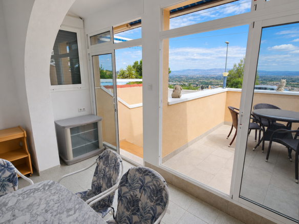 1 Bed 1 Bath Town House in Ciudad Quesada - Caza De Casa