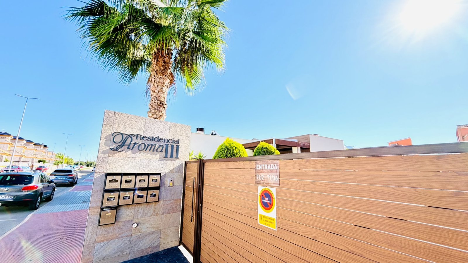 3 Bed 2 Bath Town House in Los Montesinos - Caza De Casa