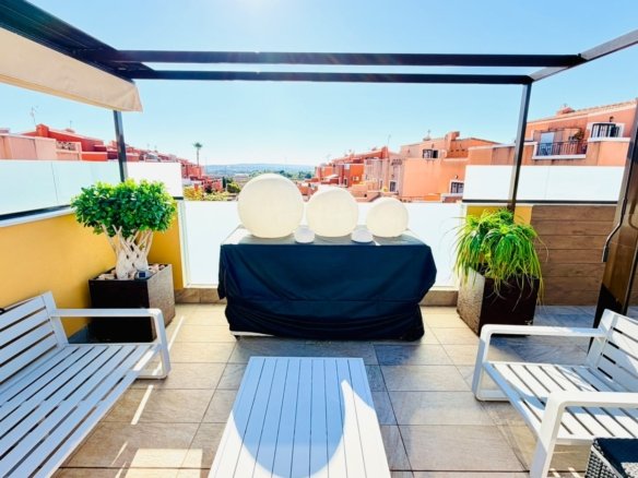 3 Bed 2 Bath Town House in Los Montesinos - Caza De Casa