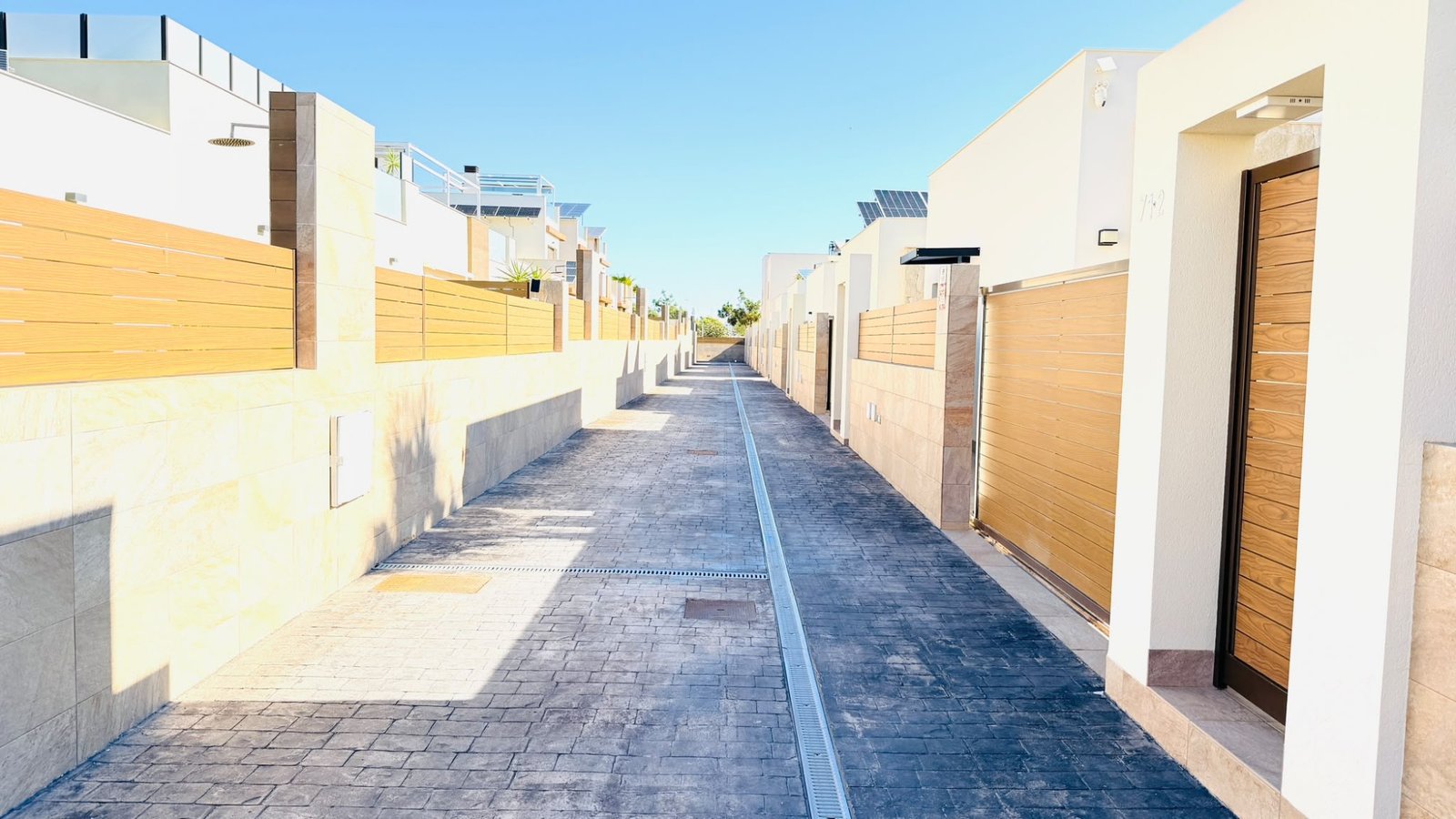 3 Bed 2 Bath Town House in Los Montesinos - Caza De Casa