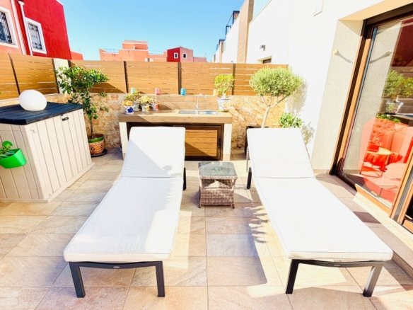 3 Bed 2 Bath Town House in Los Montesinos - Caza De Casa
