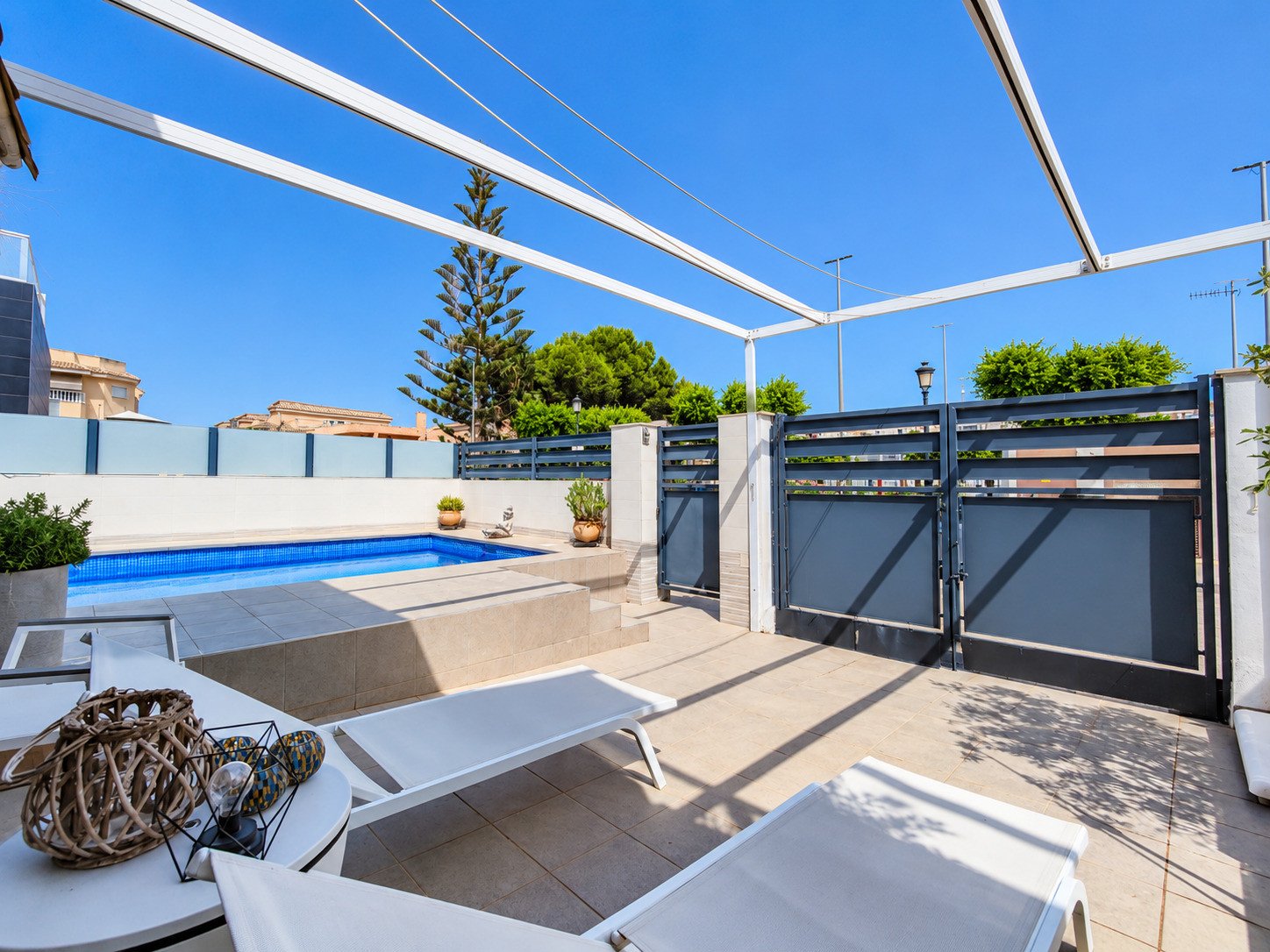 2 Bed 2 Bath Villa in Formentera del Segura - Caza De Casa