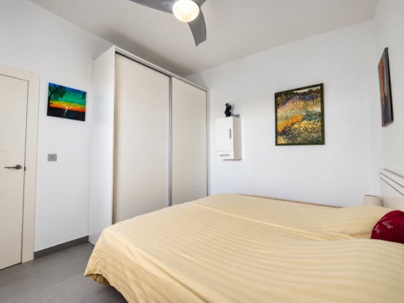 2 Bed 2 Bath Villa in Formentera del Segura - Caza De Casa