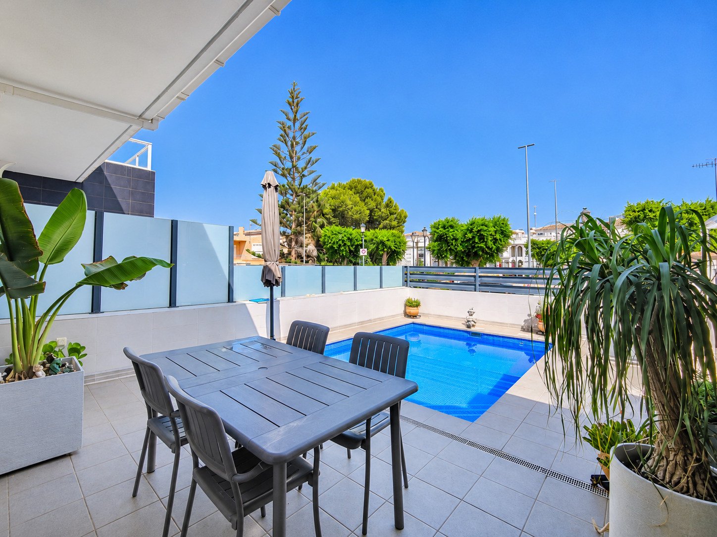 2 Bed 2 Bath Villa in Formentera del Segura - Caza De Casa