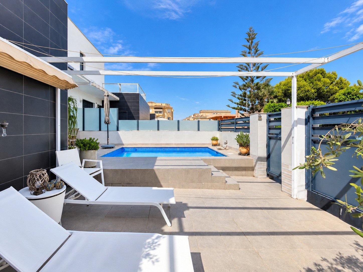 2 Bed 2 Bath Villa in Formentera del Segura - Caza De Casa