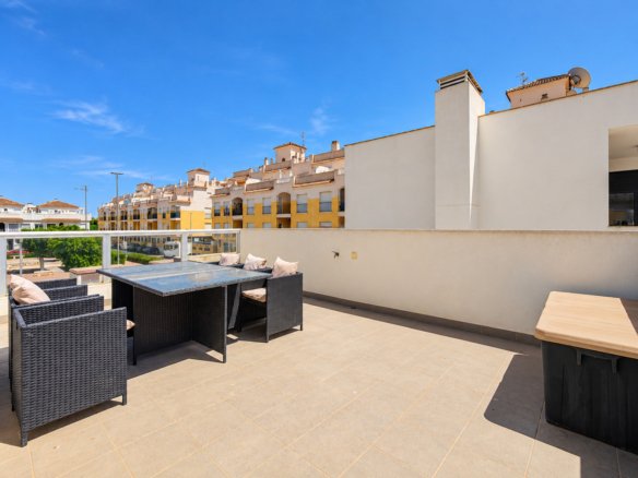 2 Bed 2 Bath Villa in Formentera del Segura - Caza De Casa