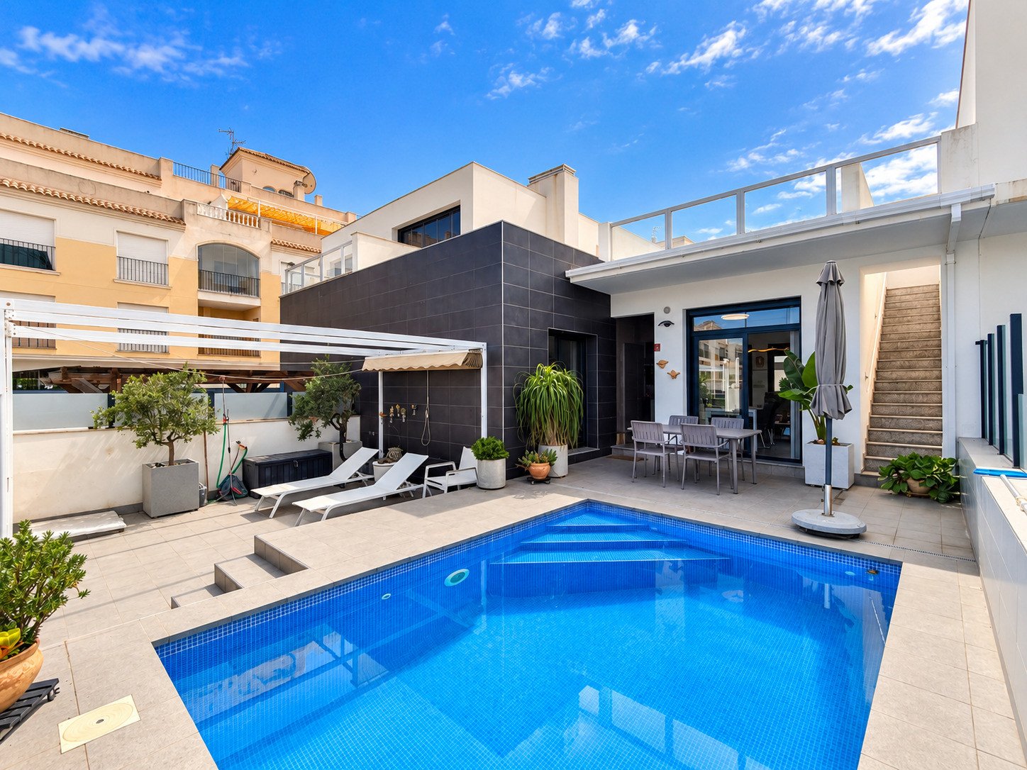 2 Bed 2 Bath Villa in Formentera del Segura - Caza De Casa