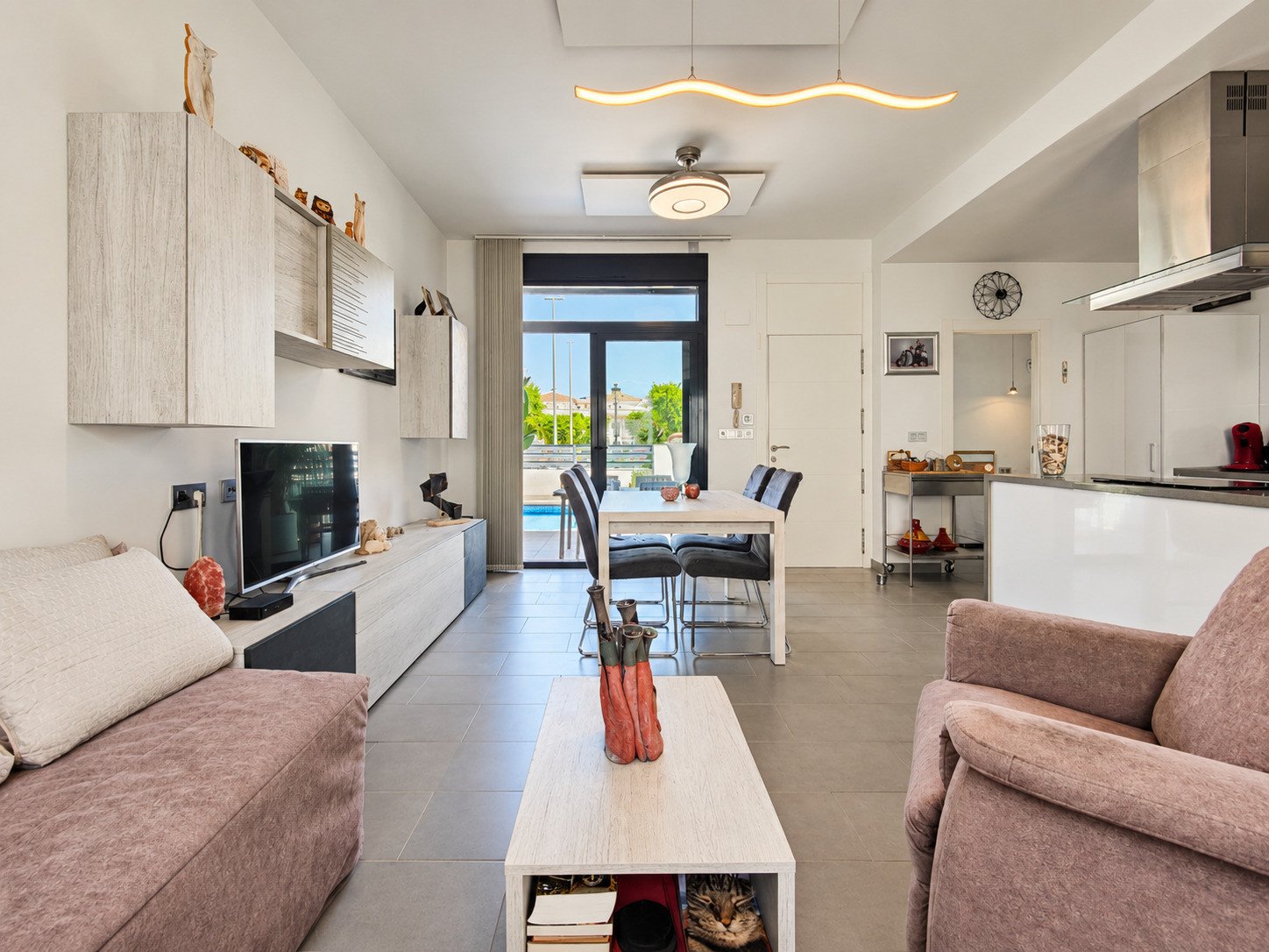 2 Bed 2 Bath Villa in Formentera del Segura - Caza De Casa