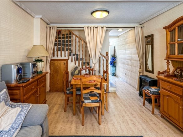 2 Bedroom 2 Bathroom Town House in Orihuela Costa - Caza De Casa