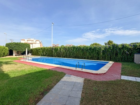 2 Bedroom 2 Bathroom Town House in Orihuela Costa - Caza De Casa
