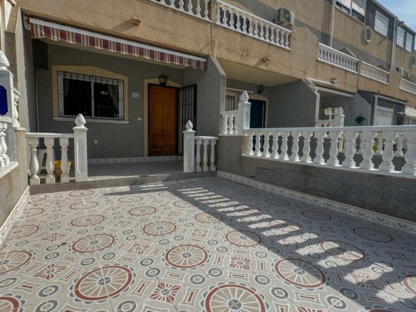 2 Bedroom 2 Bathroom Town House in Orihuela Costa - Caza De Casa