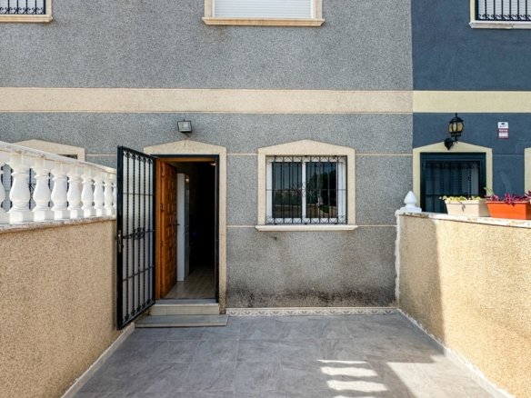2 Bedroom 2 Bathroom Town House in Orihuela Costa - Caza De Casa