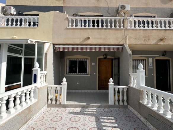 2 Bedroom 2 Bathroom Town House in Orihuela Costa - Caza De Casa