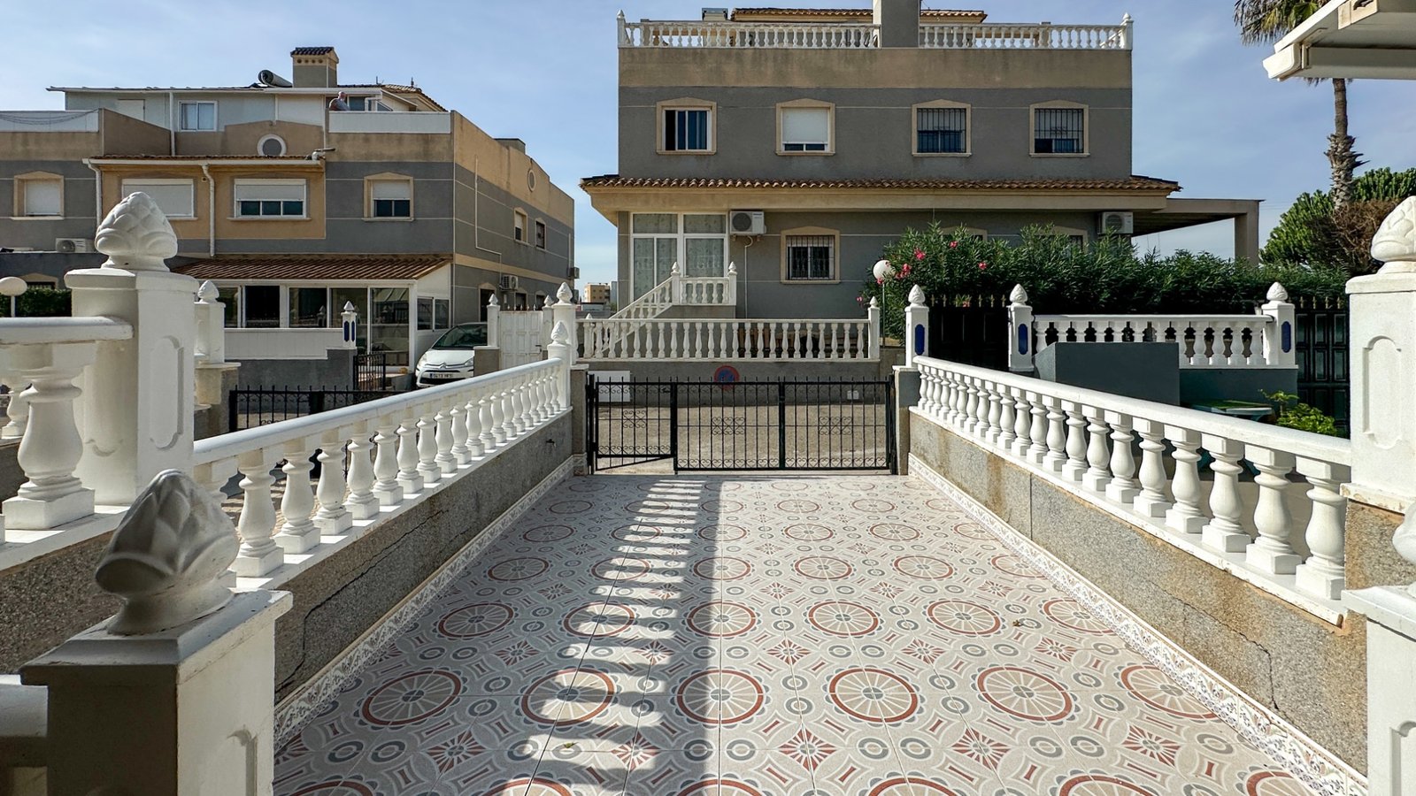 o_1k483ida3e87g3l17oh9fhcj53h 2 Bedroom 2 Bathroom Town House in Orihuela Costa - Caza De Casa