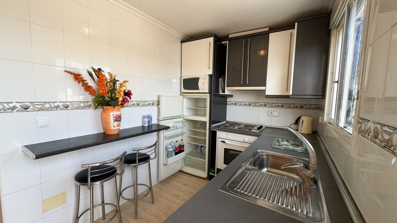 o_1k483ida3ri916i154v1havvkq42 2 Bedroom 2 Bathroom Town House in Orihuela Costa - Caza De Casa