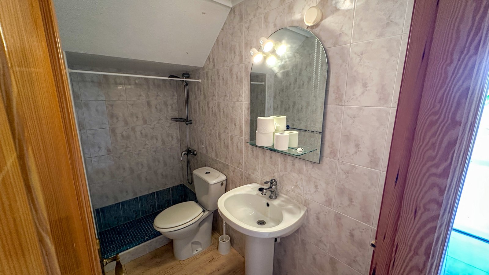 o_1k483ida41hrg1r421v3htf8ve54s 2 Bedroom 2 Bathroom Town House in Orihuela Costa - Caza De Casa