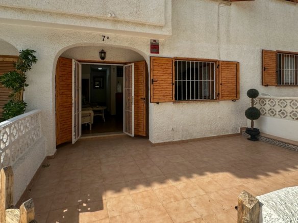 3 Bedroom 2 Bathroom Town House in Orihuela Costa - Caza De Casa