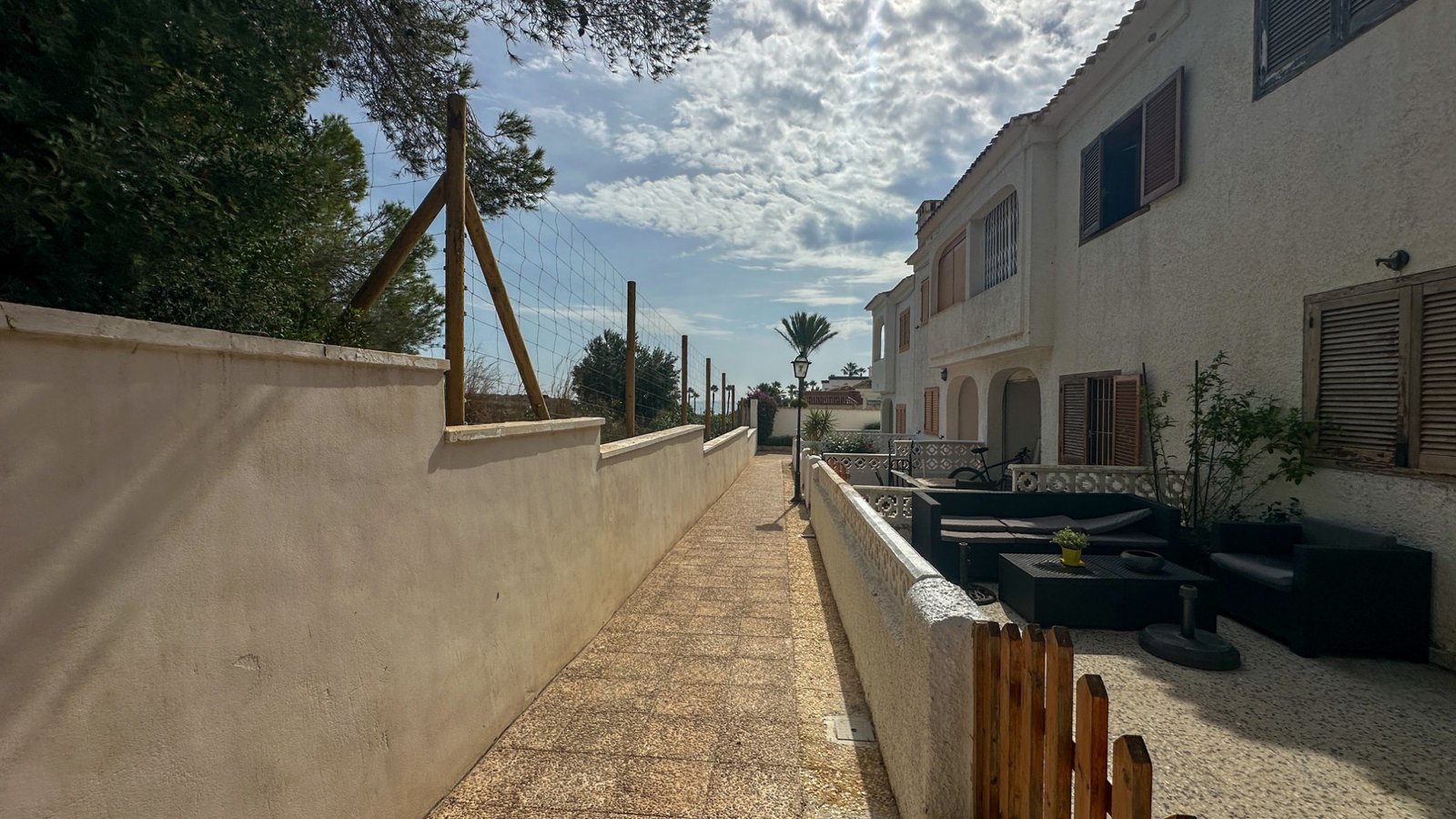3 Bedroom 2 Bathroom Town House in Orihuela Costa - Caza De Casa