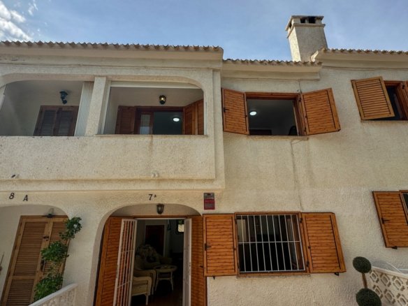3 Bedroom 2 Bathroom Town House in Orihuela Costa - Caza De Casa