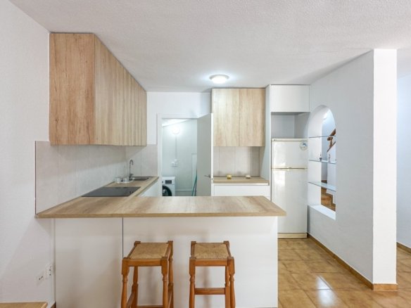 3 Bedroom 2 Bathroom Town House in Orihuela Costa - Caza De Casa