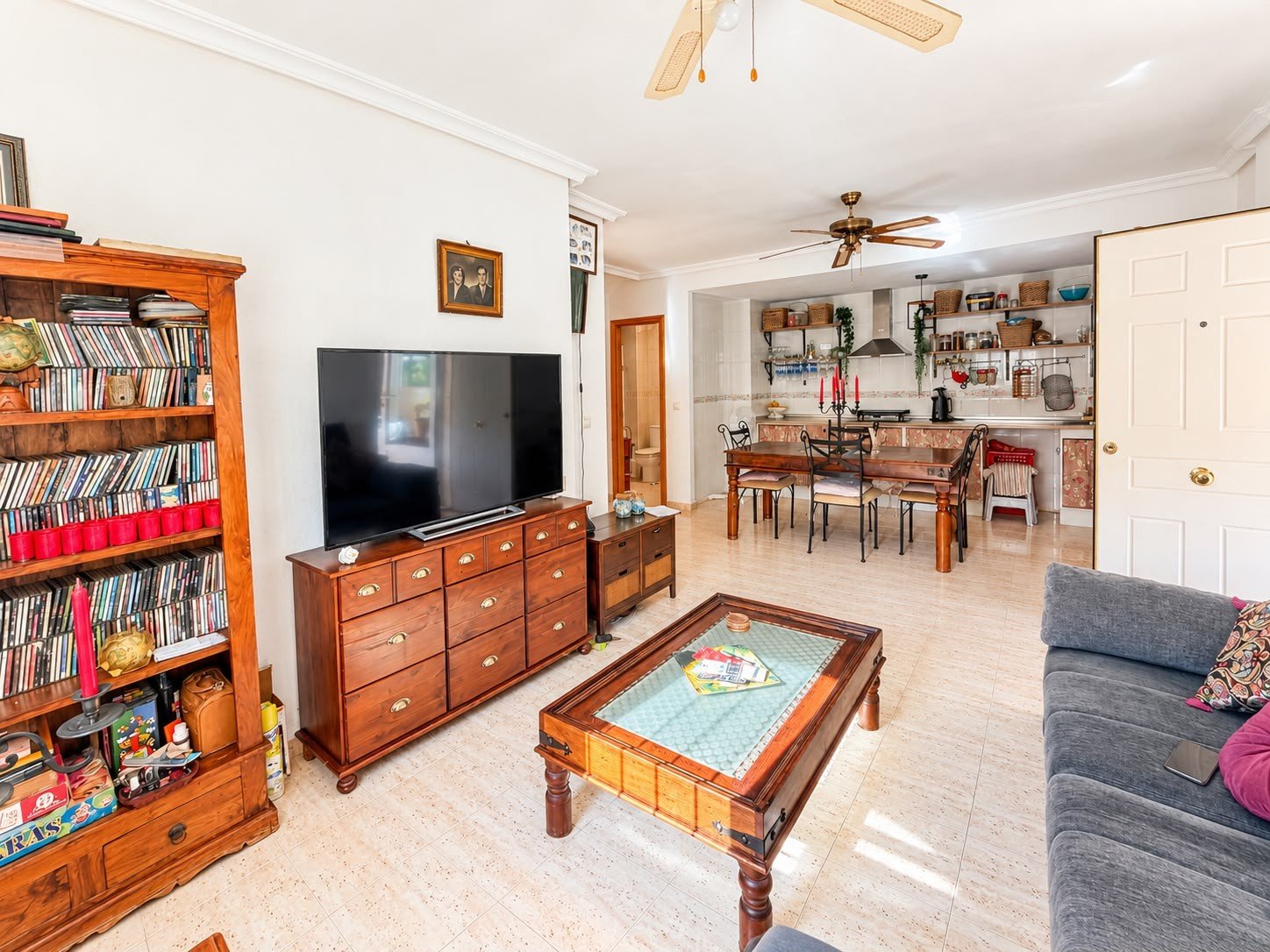 3 Bedroom 2 Bathroom Town House in Alicante - Caza De Casa