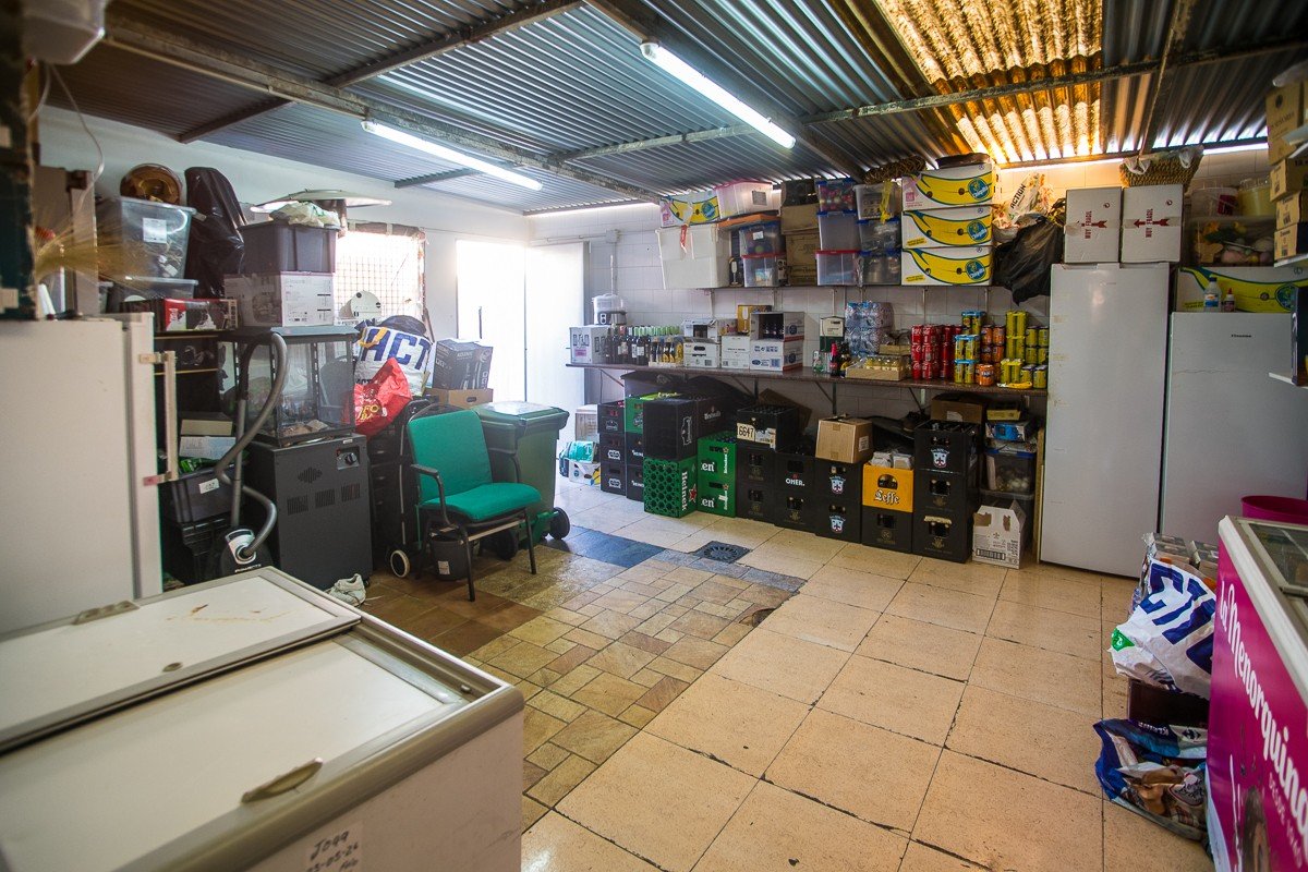 Commercial in Orihuela - Caza De Casa