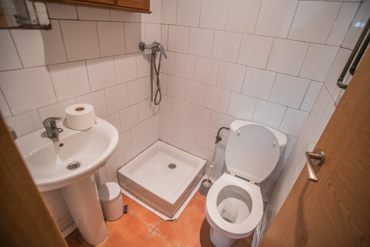 Commercial in Orihuela - Caza De Casa