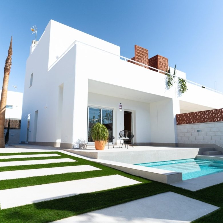 3 Bedroom 3 Bathroom Villa in Pilar de La Horadada - Caza De Casa