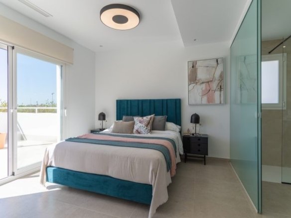 3 Bedroom 3 Bathroom Villa in Pilar de La Horadada - Caza De Casa