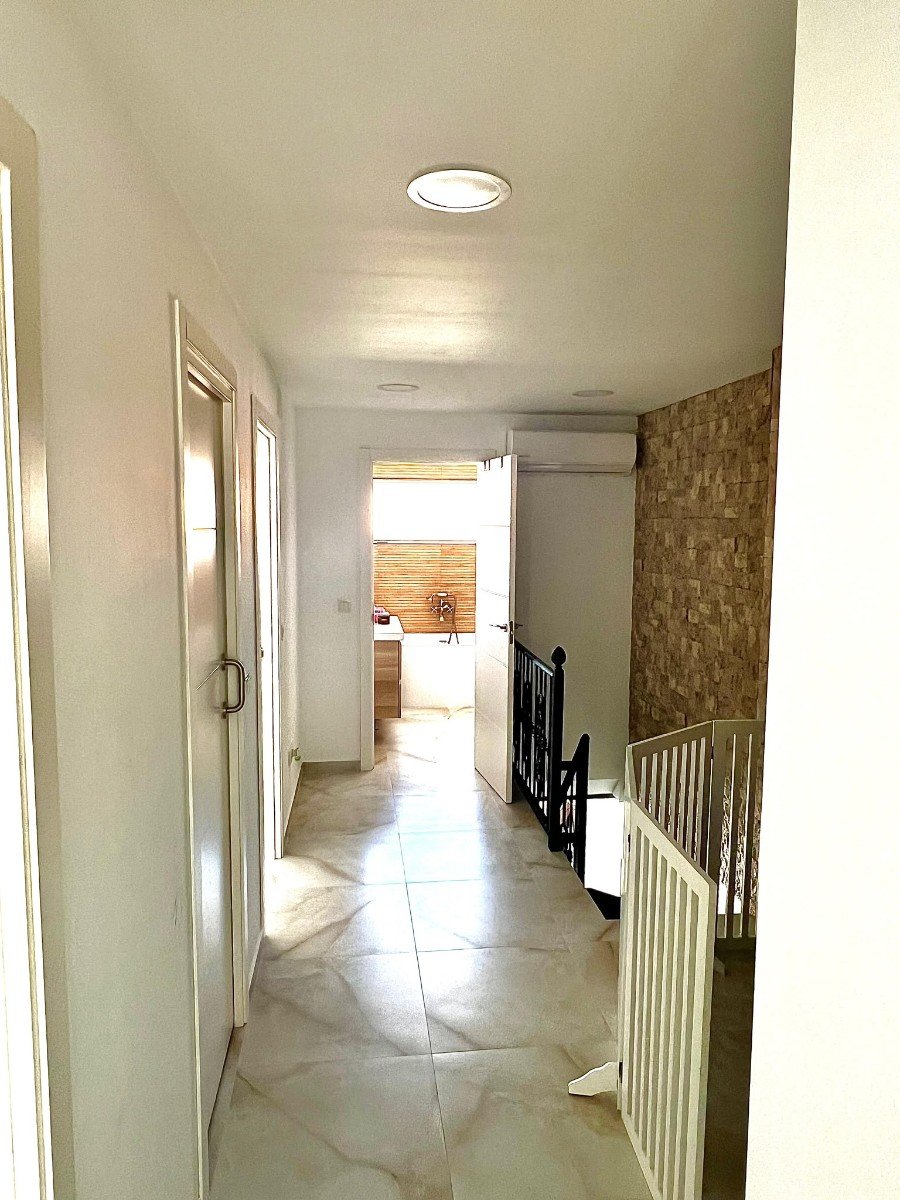 3 Bedroom 2 Bathroom Town House in Torrevieja - Caza De Casa