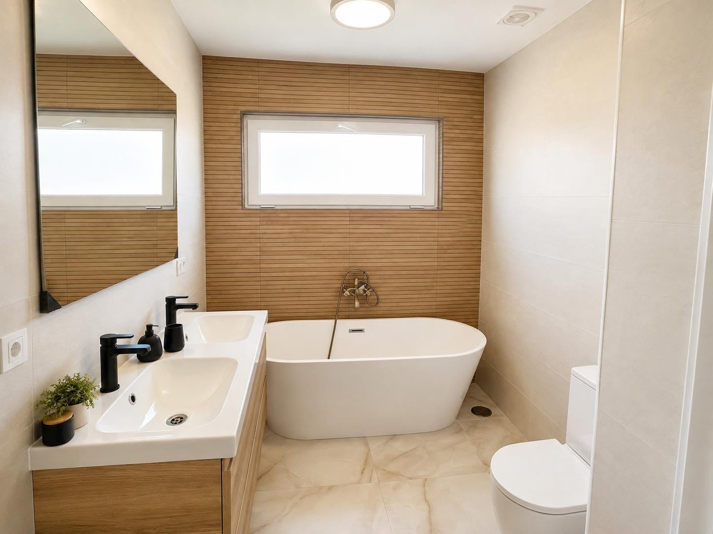 3 Bedroom 2 Bathroom Town House in Torrevieja - Caza De Casa