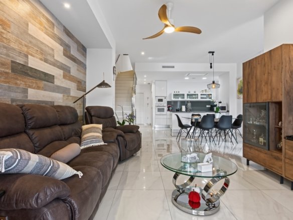 3 Bedroom 3 Bathroom Villa in Bigastro - Caza De Casa