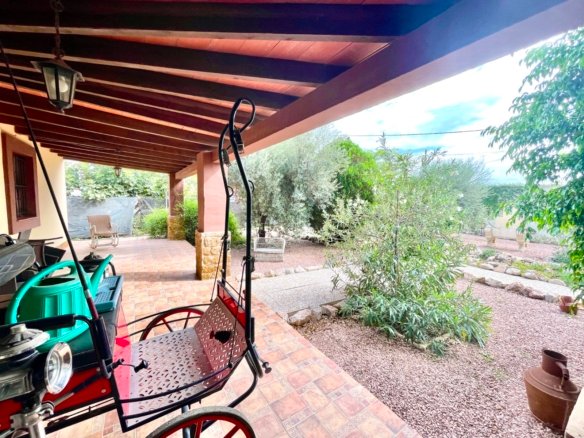 3 Bedroom 2 Bathroom Country House in Orihuela - Caza De Casa