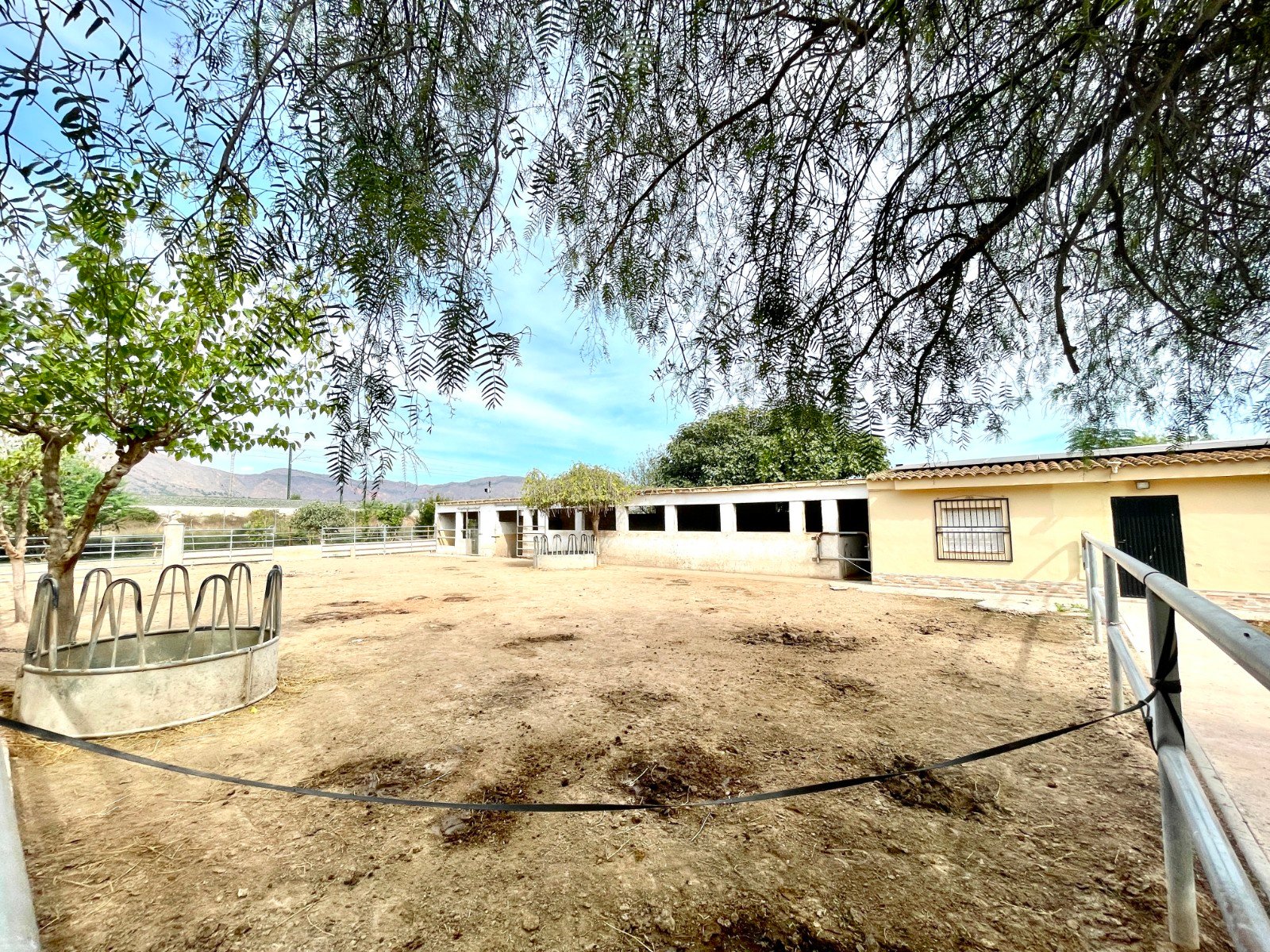 3 Bedroom 2 Bathroom Country House in Orihuela - Caza De Casa
