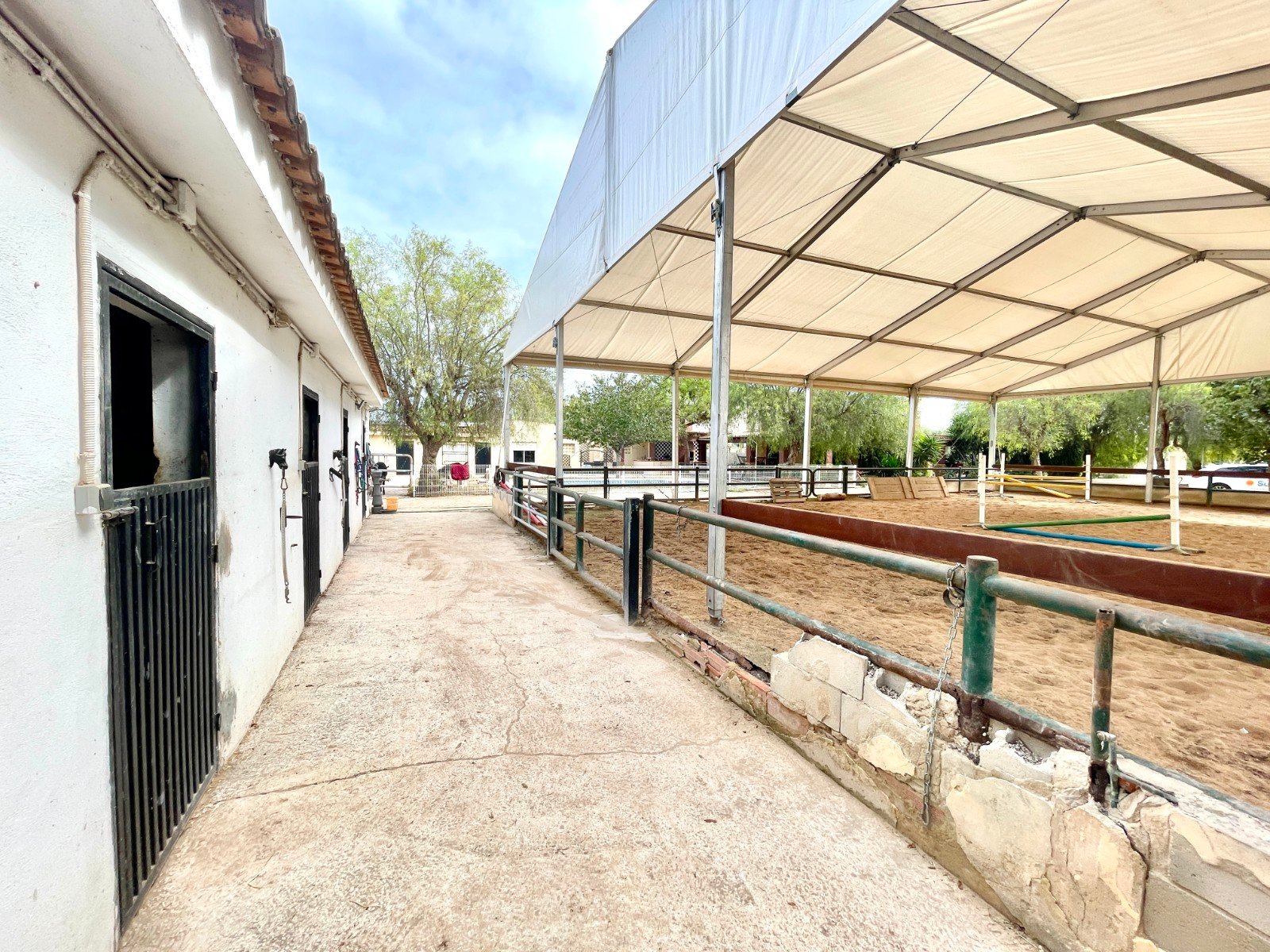 3 Bedroom 2 Bathroom Country House in Orihuela - Caza De Casa