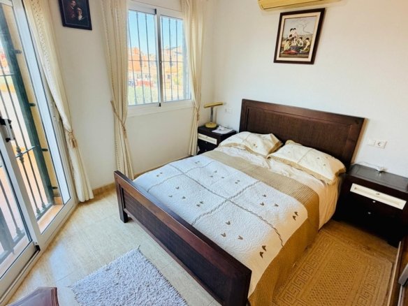 3 Bedroom 2 Bathroom Villa in Los Montesinos - Caza De Casa