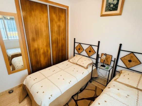 3 Bedroom 2 Bathroom Villa in Los Montesinos - Caza De Casa