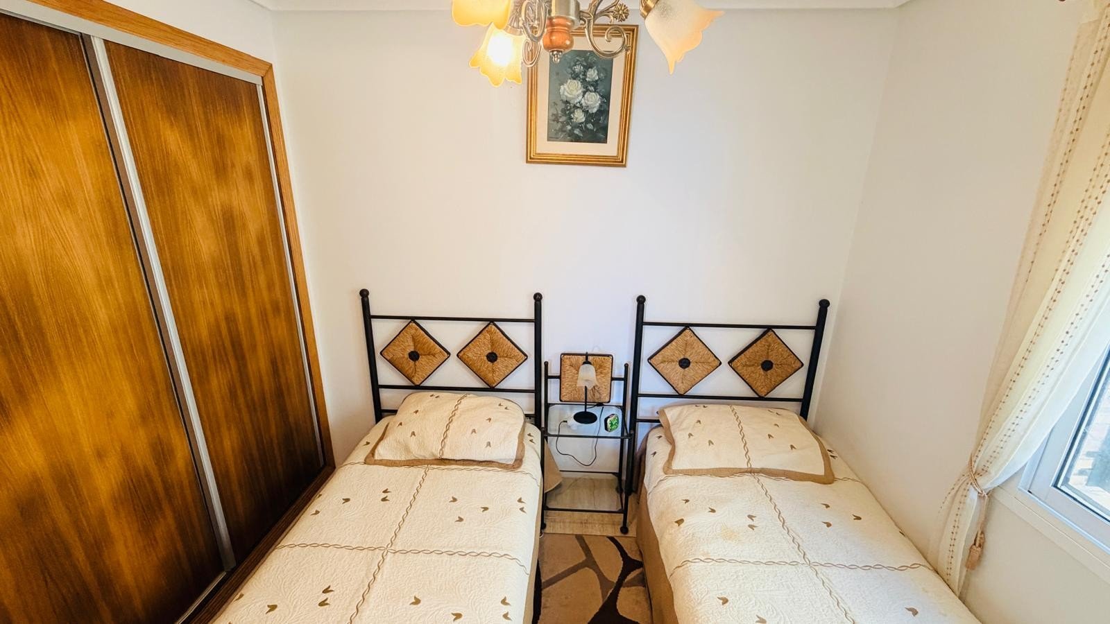 o_1k5hs3ut3c6q14e1r358491fcs2n 3 Bedroom 2 Bathroom Villa in Los Montesinos - Caza De Casa