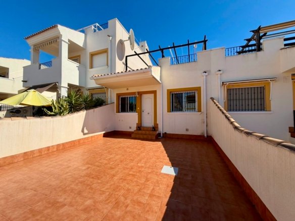 2 Bedroom 2 Bathroom Town House in Orihuela - Caza De Casa