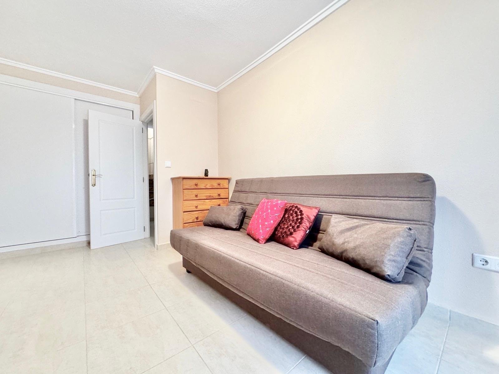 3 Bedroom 2 Bathroom Town House in Torrevieja - Caza De Casa
