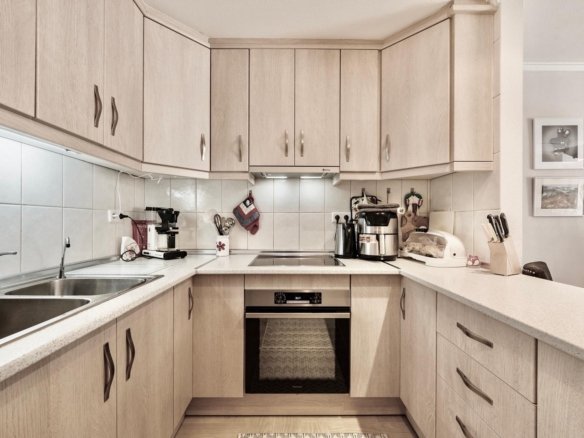3 Bedroom 2 Bathroom Town House in Torrevieja - Caza De Casa