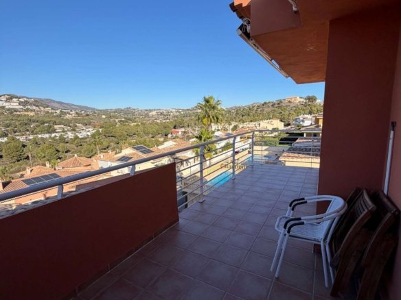 4 Bedroom 3 Bathroom Villa in Calpe - Caza De Casa