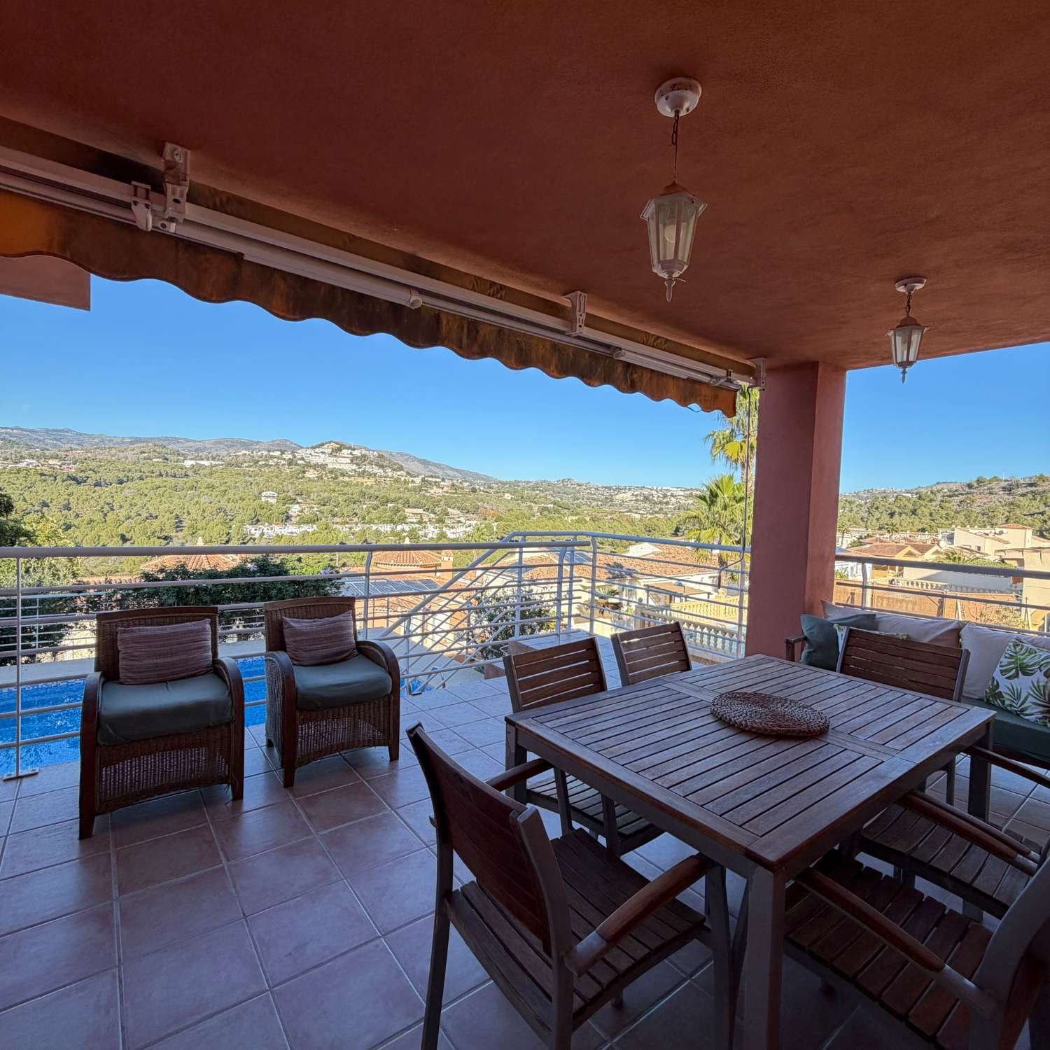 4 Bedroom 3 Bathroom Villa in Calpe - Caza De Casa
