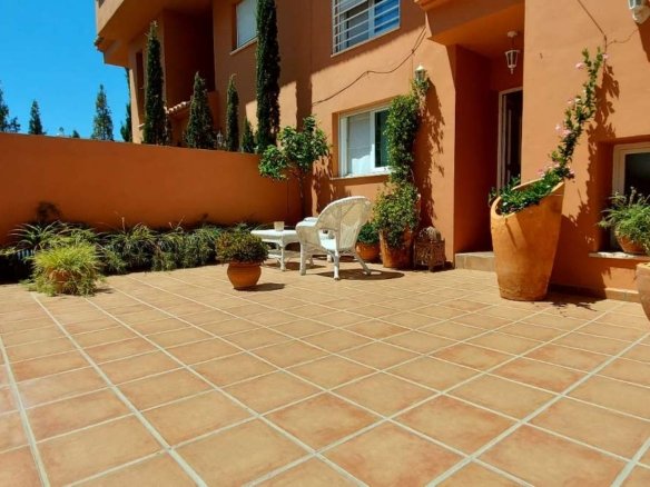 4 Bedroom 3 Bathroom Villa in Calpe - Caza De Casa