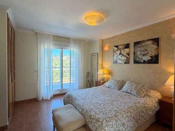 4 Bedroom 3 Bathroom Villa in Calpe - Caza De Casa