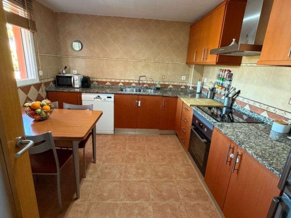 4 Bedroom 3 Bathroom Villa in Calpe - Caza De Casa